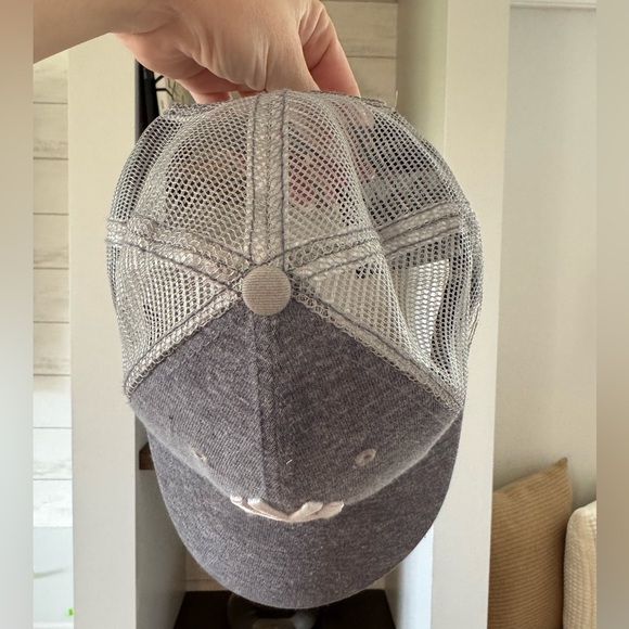 ADULT ADJUSTABLE NEW YORK YANKEES CAP - Picture 3 of 3